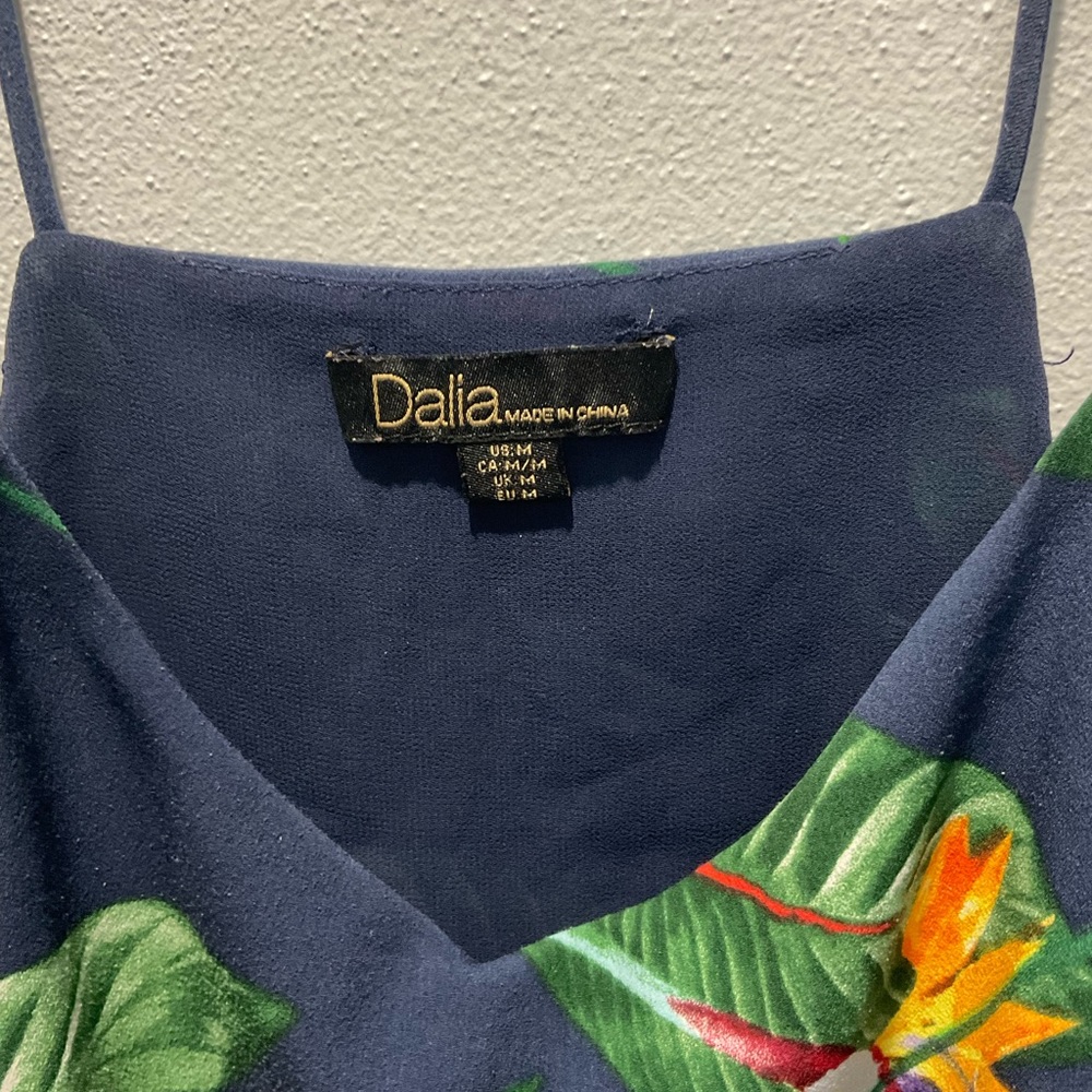 Dalia, size medium
